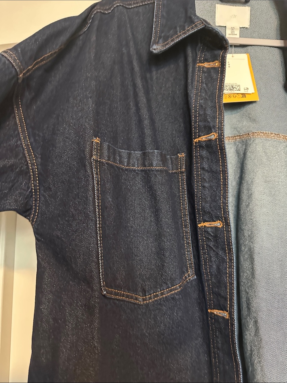 H&M Navy Denim Jacket with Contrast Stitching - Picture 3 of 7